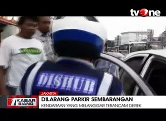 Parkir Sembarangan, Pengemudi Tak Terima Mobilnya Diderek