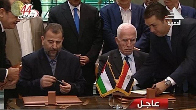 حركتا فتح وحماس توقعان رسميا اتفاق مصالحة