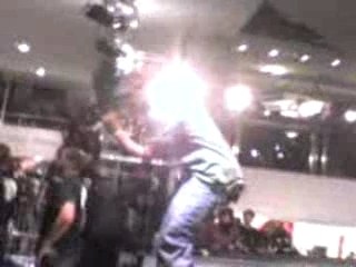 Ne-Yo - Can we Chill Live In Sweden, Stockholm (PUB) 9/11/07