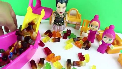 Küçük Cadı Maşaları Nasıl Kandırdı? Maşa Jelibon Banyosu Yapiyor Maşa Çizgi Film