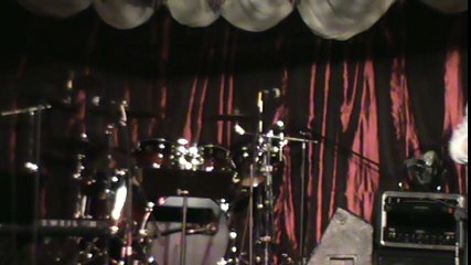 Franz Goovaerts sings 'Sweet Caroline' Dad's Place 2011