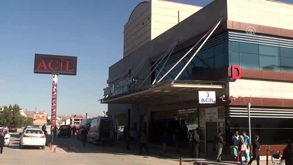 Tartıştığı Babası Tarafından Boynundan Bıçaklanan Genç Kız Yaşamını Yitirdi (2)