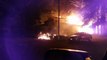 Un californien filme les flammes en train de détruire sa maison !
