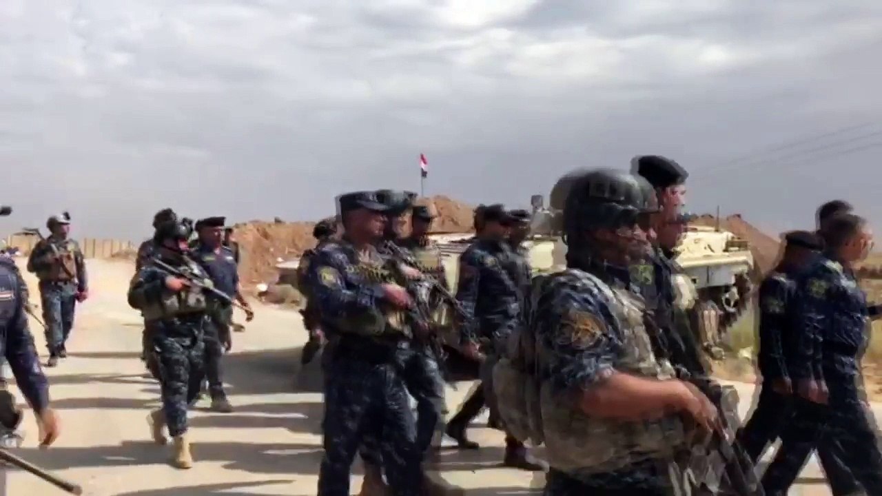 Kurdish fighters on alert as Kurdistan says Iraqi troops preparing assault on Kirkuk