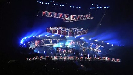 Muse - New Born, Palacio de los Deportes, Mexico City, Mexico  10/20/2013