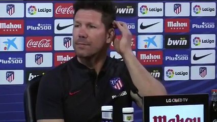 Simeone e o relvado: «Se me convidas para a tua casa, como nos teus pratos...»