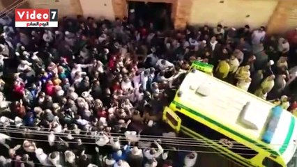 الآلاف يشيعون جثمان الشهيد مجند رمضان عثمان ابن "قلفاو سوهاج"