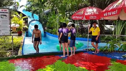 Công viên nước Đầm Sen Water Park