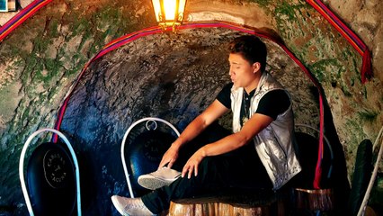 MARKITOS PULLAY   MADRECITA (Video Oficial 4K)