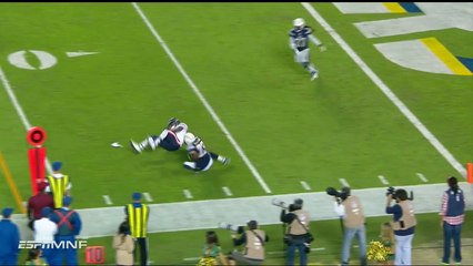 2015 - Bears Alshon Jeffery soars for 16-yard reception