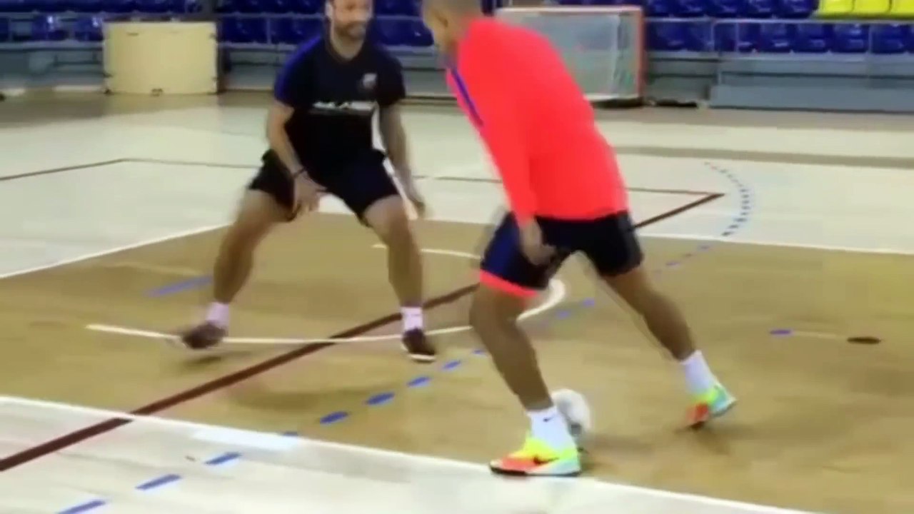 Como ser um bom pivô no Futsal - Ferrão