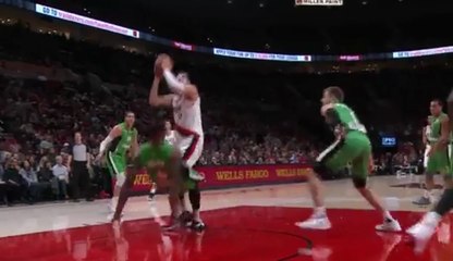 Jusuf Nurkić žestok poen protiv Maccabija