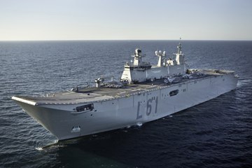 İlk Uçak Gemisine Meclis'ten Onay