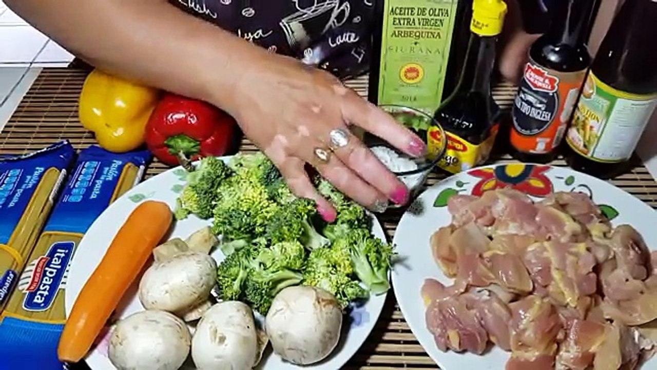 Espagueti chino | Chow mein | Cocinando con Angel