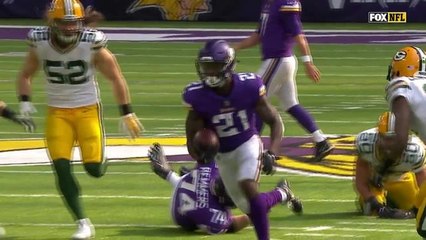 McKinnon takes off in open field for 20 yards