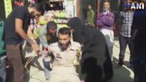 Kashmir policeman arrested for clicking pictures of woman | Oneindia News