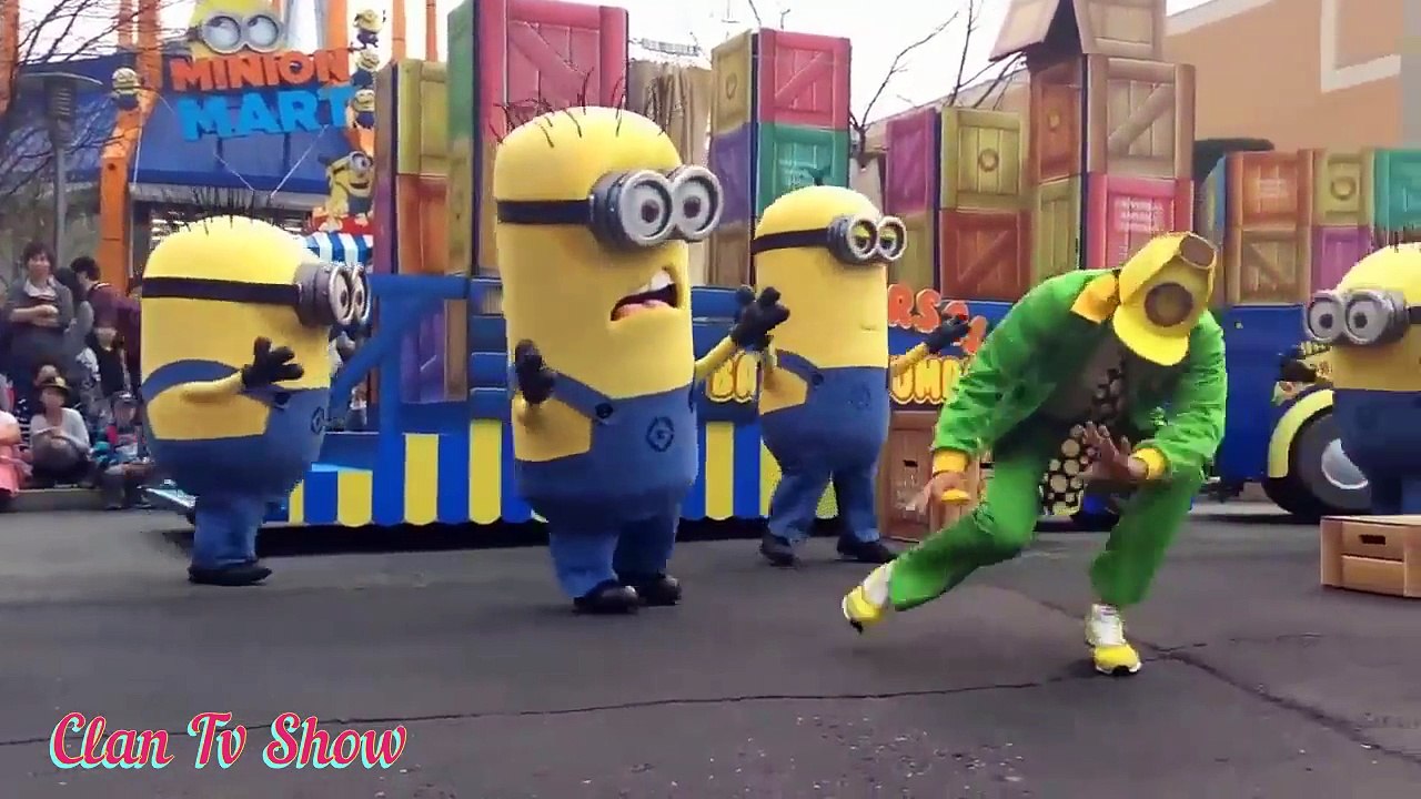 Minions en vivo Baile de Banana