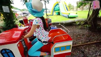 幼稚園的營火晚會在小牛仔休閒農場 玩水遊樂園 溜滑梯遊戲場 小火車軌道玩具 營火晚會 放煙火 小朋友玩遊戲 妖怪手錶的歌 switch遊戲機 Sunny Yummy Kids TOYs