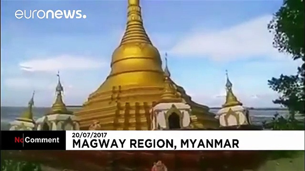 Inilah Video Detik-detik Menegangkan Pagoda Budha Myanmar Ditelan Bumi