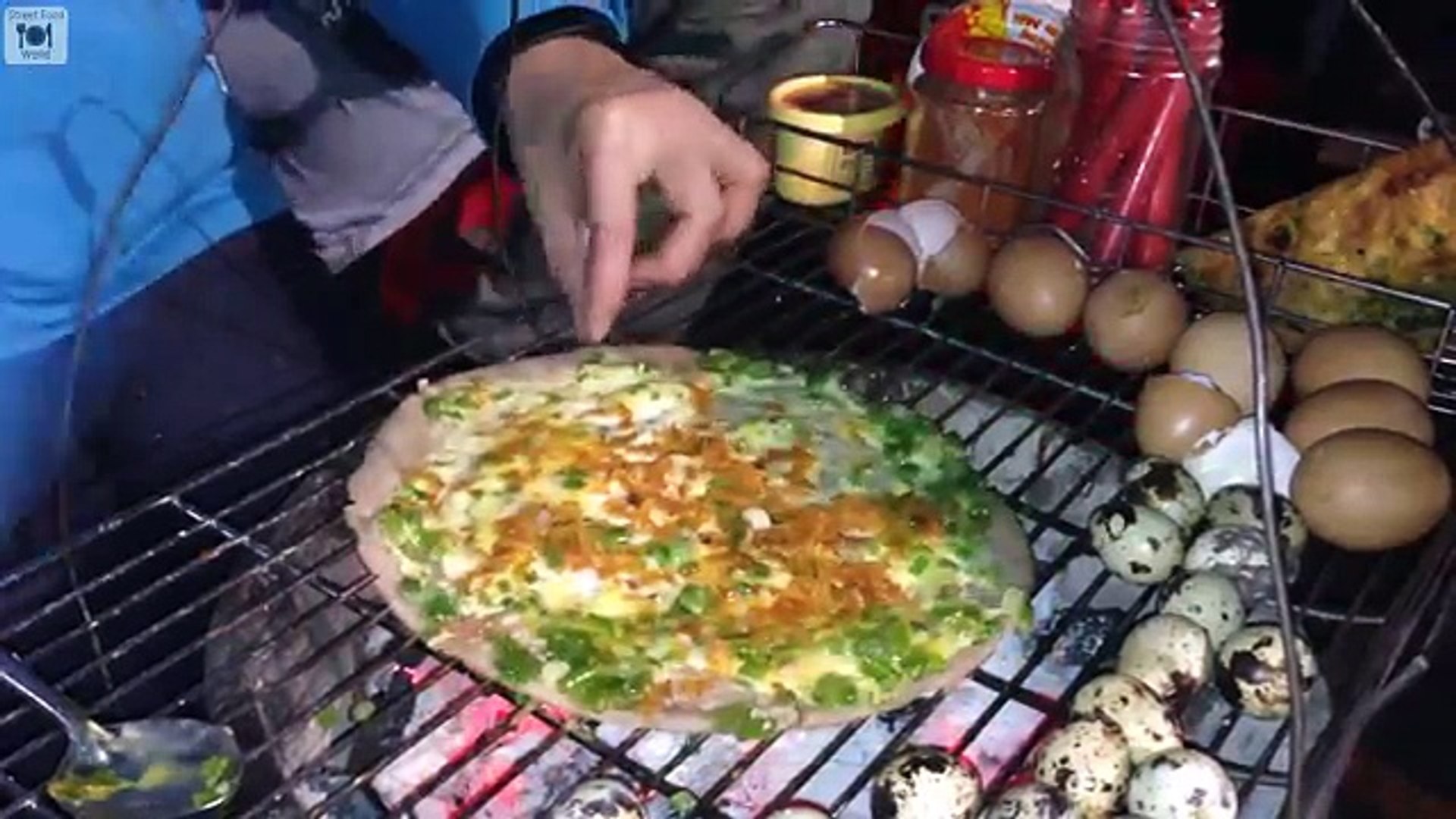 ⁣Discover Delicious Vietnamese Street Food | Vietnam Street Foods