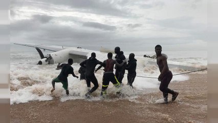 Fildişi Sahili'nde kargo uçağı düştü