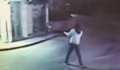 Pompalı tüfekli saldırgan dehşet saçtı