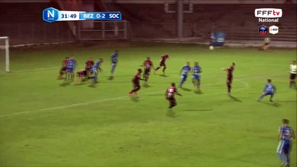 La magnifique tête piquée de SISSOKO passe juste à côté.