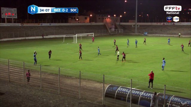 Grosse occasions pour Béziers suite à un très bon travaille de SISSOKO sur le côté.