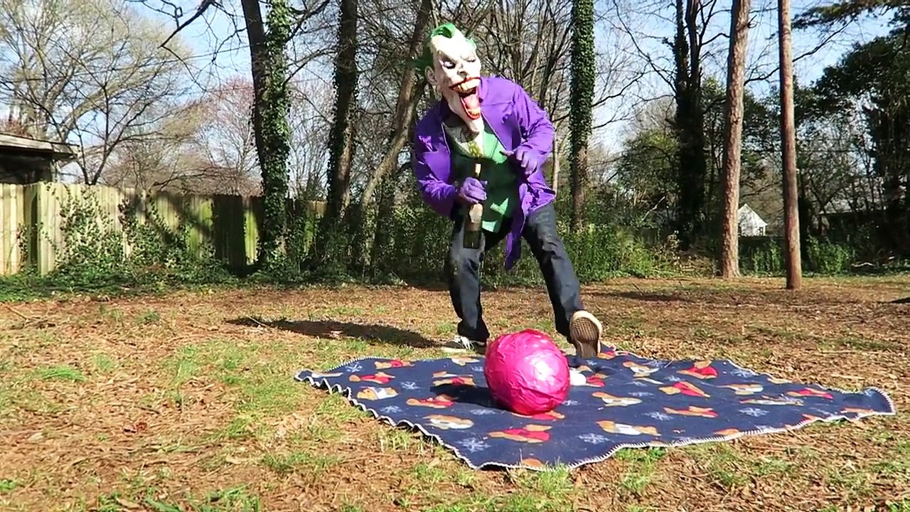 Real Life Süper Kahraman !! - Toilet üzerinde Spiderman - fart ve Poo Prank