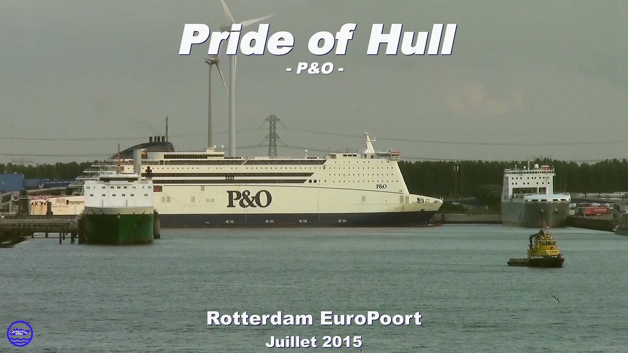 P&O - Pride of Hull off Rotterdam-Europoort