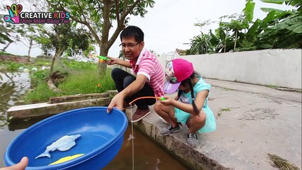 BÉ BÚN RA CÁNH ĐỒNG LÚA CÂU CÁ. BỘ ĐỒ CHƠI CÂU CÁ CHO BÉ - Lets Go Fishing Game For Kids