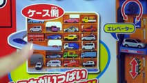 Panorama parking Case & Disney Tomica Cars Lightning McQueen, Thomas, Dolly, peanuts