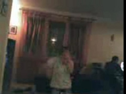 tecktonik moi dans mon salon