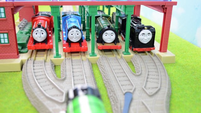 Shooting Star Gordon and The Flying Scotsman | Thomas and Friends The Great Race Part 2