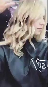 Flavia Laos muestra sin querer el moretón que tiene en el ojo derecho tras protagonizar pelea