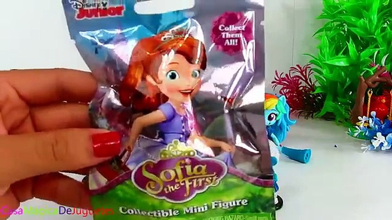 Huevo Sorpresa Gigante de Charmander dePokémon de Plastilina Play Doh en Español