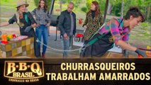 Churrasqueiros precisam trabalhar amarrados por correntes