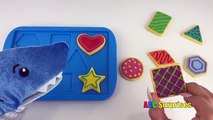 PET SHARK Eats Cookies Learn Shapes with Baking Cookies Toy Playset for Kids ABC Surprises