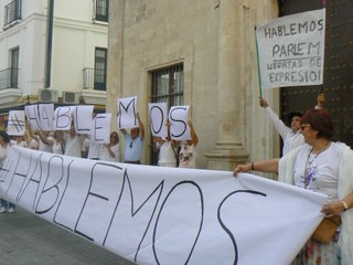 HablemosParlem, Sanlúcar despierta por la Libertad de Expresión
