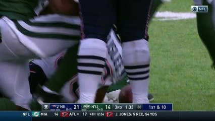 Mike Gillislee needs three Jets to finally take him down on this run