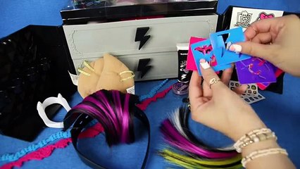 Monster High Monsterfy Makeup Case: Be Your Own Monster!