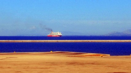 Πάτρα.Λιμάνι της αγωνίας για εκατοντάδες πρόσφυγες