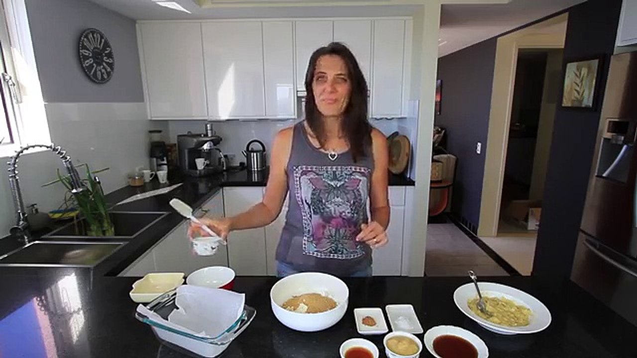 Gluten Free Banana Bread - Vegan Recipe (No eggs, Dairy or Oil)!