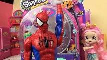 Spiderman and Spidergirl! Superhero Spidey Meets Pink Spidergirl Love Shopkins Frozen Toys In Action
