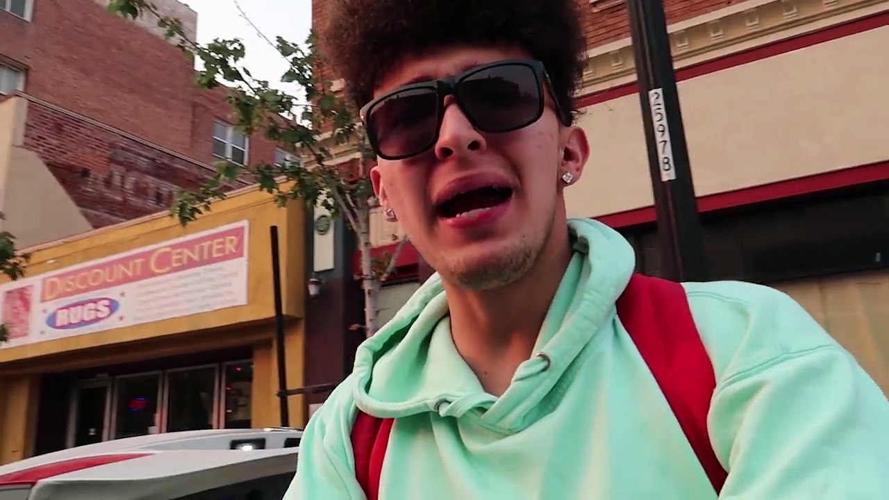 2 Colombianas y un CARRO Deportivo (HotSpanish Vlogs)