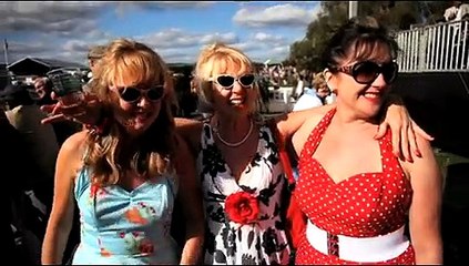 Goodwood Revival Meeting - Motor Racing _ What Best To Wear-3RzAXpWTsaI