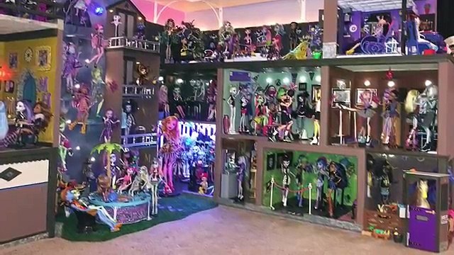 OFFICE LIBRARY Monster High Doll House Tour Room 7 of 40+ Bed of Ghoulia Yelps