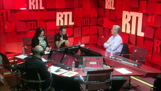 Debré parle de Raquel Garrido et des Politiques à la télé