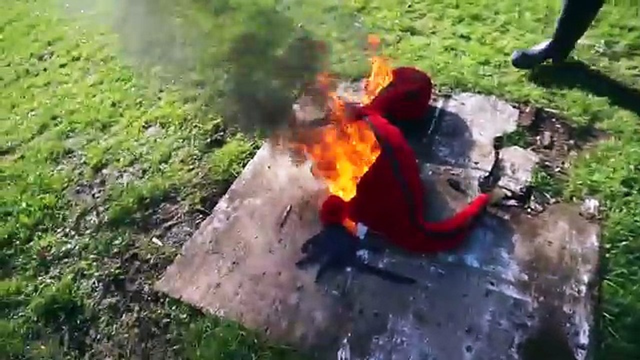 Psycho Kid Burns Lizard