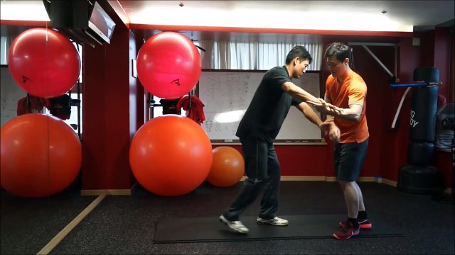 Moving step, Pushing hands basic lessons - DK Yoo